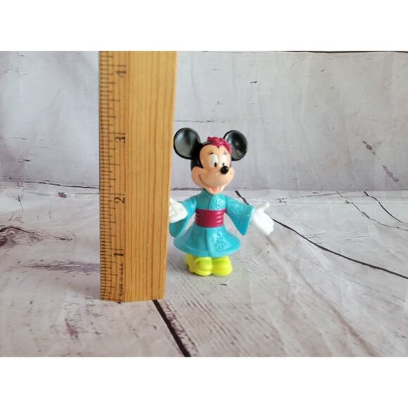 Vintage Disney Epcot Center Geisha Minnie Mouse Toy Figurine - Picture 5 of 5